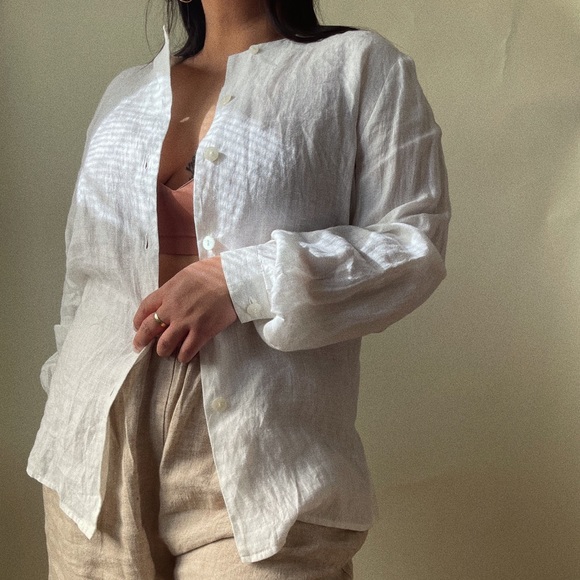 Linen Button Up -SOLD- - Picture 3 of 4